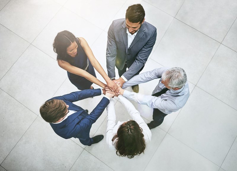 同一個團隊﹒同一個夢想—便民服務中心開展團隊拓展